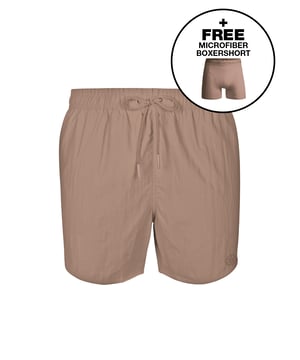 De Zwembroeken van Muchachomalo zitten als gegoten en zijn gemaakt van hoogwaardige materialen voor ultiem comfort en duurzaamheid. Met een elastische tailleband en verstelbare trekkoorden voor een perfecte pasvorm.