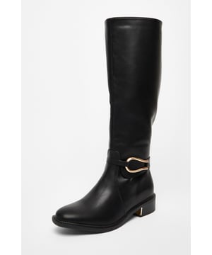 - Faux leather - Knee high - Buckle detail - Inner zip closure