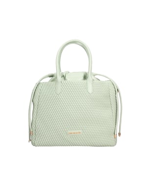 Bolso bandolera para mujer. El cierre es con cordones. Los bolsillos internos son uno con cremallera y dos abiertos. Los bolsillos externos son uno en la espalda con cremallera. La correa para el hombro es ajustable y extraíble. El mango está fabricado en PU. Hay un compartimento interno. El material externo es 100%PU. Internamente es 100% Poliéster. Medidas: 30x24x10 cm. Producto de moda