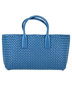 VINTAGE, RRP AS NEW

with dust bag

Bottega Veneta Small Cabat Tote in Blue Lambskin Leather
Condition: Excellent
Signs of wear: No retail tag, No visible sign of wear., 
Packaging: Dust bag
Color: Blue | blue
Material: Leather | leather
Size: One Size | One Size
Measurements: Width: 130; Height: 200; Length: 350; Handle drop: 110; Strap length: 0
SKU: NAPPUGBBA469726W