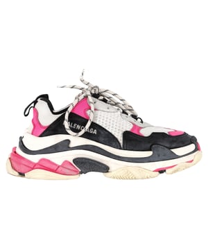 VINTAGE, RRP AS NEW
Step up your sneaker game with the Balenciaga Triple S Sneakers in Pink Polyester. These leather-free sneakers are not only stylish, but also feature a double foam and mesh construction for ultimate comfort. The complex 3-layered outsole provides added durability and support, while the embroidered size at the edge of the toe and logo details throughout add a touch of luxury. Complete with a lacing system featuring 12 fabric eyelets and an additional pair of laces, these sneakers are the perfect blend of fashion and functionality. 

Balenciaga Triple S Sneakers in Pink Polyester
Condition: Good
Signs of wear: Minor markings, Used but well maintained. Moderate creasing and marks at surface, wear at soles or replaced soles.
Packaging: None
Color: Pink | rose
Material: Polyester
Size: EU | 37
Measurements: Heel height: 60; Insole length: 290
SKU: NAPPUGBSH469719W