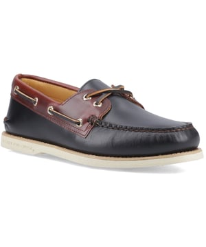 The Gold Cup Authentic Original 2-Eye Boat Shoe represents the pinnacle of a tradition stretching back nine decades. Crafted from premium nubuck with lambskin lining, these boat shoes feature our signature 360° Lacing System