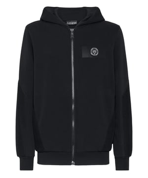 Maximiza los resultados de tu entrenamiento con esta chaqueta de deporte diseñada para superar tus límites.   Vellón de algodón elástico   Detalles de malla   Parche con logotipo en la cinta termosellada del pecho izquierdo   Capucha forrada   Impresión de la marca en la espalda   Cierre de cremallera   Dos bolsillos con aberturas   Dobladillo de punto elástico