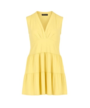 Añade un toque de color a tu guardarropa con este vestido amarillo sin mangas, confeccionado con un jersey de algodón y elastano suave y elástico. El vestido presenta una silueta favorecedora con un escote en V profundo y un diseño escalonado, perfecto para días informales o para ocasiones especiales. Con una longitud de 92 cm para la talla S, ofrece un look versátil que llega justo por encima de las rodillas, lo que lo hace cómodo y elegante.