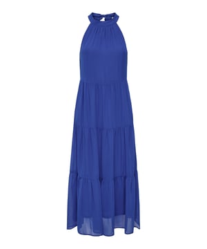 Dieses knöchellange Sommerkleid begleitet dich stilvoll durch sonnige Tage. Mit seinem ärmellosen Neckholder-Design und dem Rundhalsausschnitt, der im Nacken mit einer süßen Schleife gebunden wird, sorgt es für einen luftigen, verspielten Look. Der mehrlagige Stoff fällt locker und ist dabei blickdicht – ideal zum Wohlfühlen und Toben. Ein feiner Rollsaum und dezente Label-Details runden das Design ab. Ob im Urlaub, beim Eisessen oder auf der Gartenparty – in diesem Kleid bist du immer sommerlich-schön angezogen.