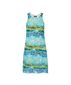 Ilumina tu guardarropa para el clima cálido con este vestido de verano sin mangas que presenta un vibrante estampado floral y de rayas multicolor. La capa exterior está hecha de una red de nailon ligera estampada, lo que le da un efecto fresco y semitransparente, mientras que el forro interior está confeccionado con un tejido de punto de algodón 100 % suave para una comodidad transpirable. La silueta relajada de corte A y la llamativa paleta de colores lo convierten en la opción perfecta para días de playa, vacaciones o salidas informales.