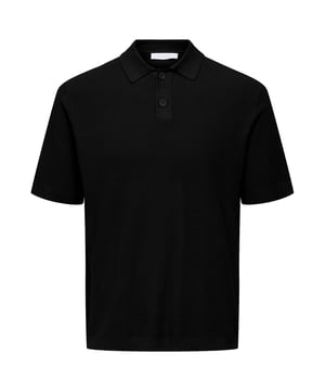 Dieses Poloshirt vereint klassische Elemente mit moderner Struktur. Die Waffelstrickoptik verleiht dem Look eine besondere Textur und einen lässigen Twist. Dank normaler Passform sitzt es angenehm locker, ohne an Stil einzubüßen. Der charakteristische Polokragen und die dezente 2er Knopfleiste setzen sportlich-elegante Akzente. Rippstrick an Ärmeln und Saum sorgt für einen formstabilen Abschluss mit stilvollem Feinschliff. Es lässt sich vielseitig kombinieren – ob zur Jeans oder zur Chino. Der Stoff liegt weich auf der Haut und bietet ein durchgehend angenehmes Tragegefühl. Ein Shirt für jeden Tag, das mit kleinen Details große Wirkung zeigt. Schlicht, aber mit Charakter.