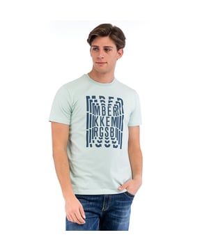Ontdek een dynamische en verfijnde look met BIKKEMBERGS T-shirts: zacht aanvoelend, met een veelzijdige snit en een onmiskenbaar karakter.