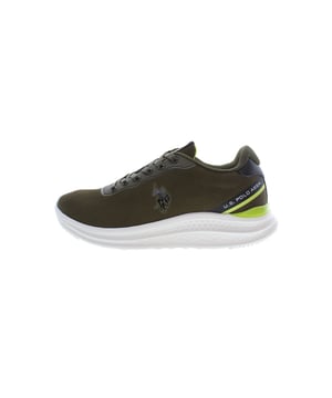 U.S. POLO ASSN. Zapatilla para hombres. Elegante y deportiva a la vez. Las zapatillas se atan de manera clásica con cordones de textil. El acolchado es cálido y suave. La suela es de goma resistente. El logo de la marca es discreto pero bien visible.