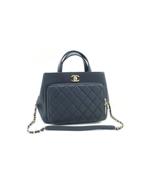 Brand: Chanel
Model: Business Affinity
Color: Navy
Material: Leather
Inclusions: 
Dimensions: W 26.3 cm x H 20 cm x D 11.7 cm
Serial number: 27354643
Country of origin: Italy
Condition: AB - good condition.
Outside condition : Slight scratches slight misshapen
Inside condition : Slight dirt
Handle condition : Slight crease
Corner condition : Good
Metal fittings condition : GoodBrand: ChanelType: shoulderMain Material: Leather