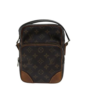 Brand: Louis Vuitton
Model: Amazon
Color: Brown
Material: Canvas
Inclusions: no accessories
Dimensions: W15cm x H21cm x D8cm / Shoulder Drop:48 - 55cm
Serial number: 874TH
Country of origin: France
Condition: B - good condition.
Outside condition : Surface:lose shape  rubbing
Inside condition : rubbing  scratches
Handle condition : rubbing  slight lose shape
Corner condition : rubbing
Metal fittings condition : scratches  painting offBrand: Louis VuittonType: shoulderMain Material: Canvas