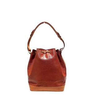 Brand: Louis Vuitton
Model: 
Color: Brown
Material: Leather
Inclusions: None
Dimensions: 34cm x 26cm x 19cm / 13.38&#x27;&#x27; x 10.23&#x27;&#x27; x 7.48&#x27;&#x27;
Serial number: None
Condition: B - good condition.
not specifyBrand: Louis VuittonType: shopperMain Material: Leather