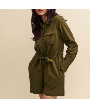 Womens Nobody's Child Miranda Utility Playsuit in khaki green.Lighten up. Long sleeves are accompanied by a soft tie waist and cargo style patch pockets. Swing a straw bag over your arm and go. - Collar - Long sleeves- Pockets - Button front- Drawstring waist- 69% Organic Cotton  31% Linen.  Machine washable.- Ref: P240250GRN