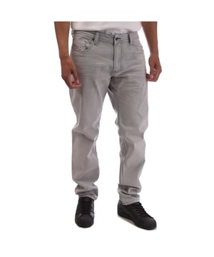 Heren Diesel 1979 Sleenker Low-Rise Skinny-Fit Jeans in grijs.- Gulp met rits en knoopsluiting.- Five-pocket ontwerp.- Lage taille.- Geborduurd monogram op de achterkant.- Distressed effect.- Skinny fit.- 92% Katoen 5% Polyester 3% Elastane.- Ref: A035940ENAK966