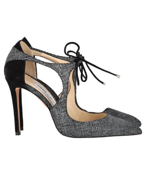 VINTAGE, RRP AS NEW
The Jimmy Choo Vanessa Textured Pumps in Black Suede exude timeless sophistication with a modern edge, featuring an elegant pointed toe and subtle textured finish for added depth. Crafted from rich suede, they offer a refined silhouette that effortlessly elevates both day and evening looks. Style tip: Pair them with a tailored jumpsuit or midi dress for a sleek, confident statement that transitions seamlessly from the office to after-dark events.

 Jimmy Choo Vanessa Textured Pumps in Black Suede

Condition: Very good
Signs of wear: Minor markings, Lightly used but very well maintained. Minor mark at soles & creasing, light scuffing at the soles and heels.
Packaging: None
Color: Black
Material: Suede
Size: EU | 37.5
Measurements: Heel height: 100; Insole length: 290
SKU: NAPPUGBSH483144W