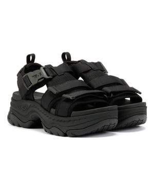 Elevated platform sandals featuring an archival-inspired upper with quick-dry, padded straps for all-day comfort. Crafted with a lightweight EVA footbed and a durable rubberized outsole for reliable traction. Made using 100% REPREVE® recycled polyester webbing a sustainable, eco-friendly choice.