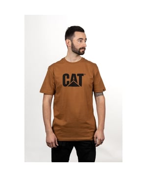 Ons klassieke Trademark Logo T-shirt biedt de hele dag comfort en duurzaamheid.