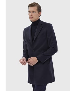 Ramsey-Anzüge sind ein Muss für moderne Männer und vereinen Stil und Selbstbewusstsein für Alltag und Beruf. Gefertigt aus hochwertigen Stoffen