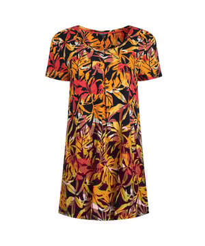100% viscose. Ontwerp: Overal bedrukt. Mouwtype: Korte mouwen. Hals: V Hals. Stoftechnologie: Ademend, Hypoallergeen, Lichtgewicht, LivaEco, Zacht. 8 VK: 33 in. 10 VK: 35 in. 12 VK: 37 in. 14 VK: 39 in. 20 VK: 45,5 in. 22 VK: 47,5 in. 18 VK: 44 in. 16 VK: 41 in.