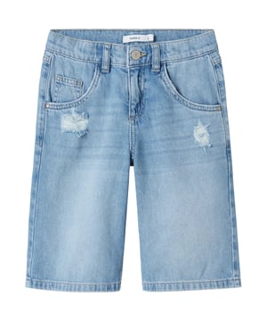 Diese knielangen Denim-Shorts bringen mit ihrem verspielten Design frischen Wind in deinen Kleiderschrank. Der coole Used-Look entsteht durch den Stonewashed-Effekt und stylische Reibungseffekte, die jeder Shorts einen einzigartigen Charakter verleihen. In normaler Passform mit Reißverschluss und Knopf, Gürtelschlaufen und dem klassischen 5-Pocket-Style sitzt sie bequem und sieht lässig aus. Das gewebte Label innen rundet das Design ab – perfekt für aktive Tage mit Style!