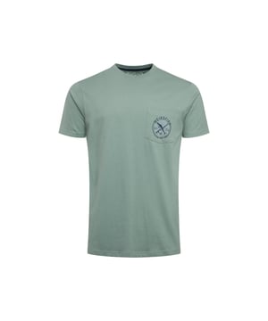 100% biologisch katoen. Stof: Zachte aanraking. Ontwerp: Logo, Nautisch. Zakken: Borst. Hals: Crew Neck. Mouwtype: Korte mouwen. Pasvorm: Relaxed model. S: 37 in. M: 40 in. L: 43 in. XL: 46 in. XXL: 49 in. 3XL: 52 in. 4XL: 55 in. 5XL: 58 in.