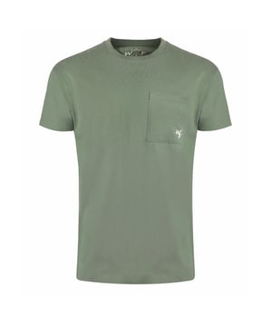 100% Organic Cotton. Fabric: Soft Touch. Design: Logo. Pockets: 1 Chest Pocket. Neckline: Crew Neck, Ribbed. Sleeve-Type: Short-Sleeved. Hem: Side Vents. Fit: Relaxed Fit. S: 37 in. M: 40 in. L: 43 in. XL: 46 in. XXL: 49 in. 3XL: 52 in. 4XL: 55 in. 5XL: 58 in.