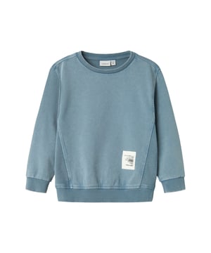 Dit casual sweatshirt is precies wat je nodig hebt voor coole dagelijkse looks! De ronde hals, de raglanmouwen en de normale pasvorm zorgen voor comfortabel draaggemak. De gewassen used look geeft het shirt een trendy vintage stijl, die stijlvol wordt aangevuld met decoratieve stiksels en een geweven patch aan de buitenkant. De zachte binnenkant van ongeborsteld katoen voelt super prettig aan op de huid, terwijl de brede ribboorden zorgen voor een goede pasvorm. Een geweven label aan de binnenkant maakt de look compleet. Perfect om je goed te voelen en vol energie te beginnen!