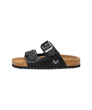 19v69 ITALIA Damen-Sandalen SASSARI bringen mit ihrem Allover-Logo und komfortablem Fußbett stylischen Komfort in deinen Sommer. Der doppelte Riemenverschluss sorgt für optimalen Halt – perfekt für warme Tage mit modischem Anspruch.