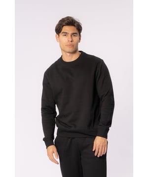 Das Essential Crewneck – Black ist das perfekte Hemd für Männer, die Stil und Komfort in einem wollen. Dieses zeitlose Design passt zu jeder Garderobe und jedem Outfit. Es besteht aus 60 % Baumwolle und 40 % Polyester und bietet sowohl Weichheit als auch Haltbarkeit. Das Rundhals-Design sorgt für eine klassische Passform, die sowohl für legere als auch für formelle Anlässe geeignet ist. Werten Sie Ihren Stil noch heute mit diesem unverzichtbaren schwarzen Rundhalsausschnitt auf.