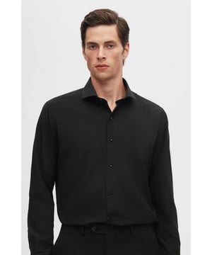Als führendes Unternehmen in der Herrenmode bringt DS Damat weiterhin Qualität und Komfort in jeden Kleiderschrank. Entdecken Sie zeitlose Designs, die mit Liebe zum Detail gefertigt wurden und perfekt für sowohl lässige als auch formelle Anlässe sind. Heben Sie Ihren Stil mit der Premium-Auswahl von DS Damat auf ein neues Level und vereinen Sie Raffinesse und alltäglichen Komfort. Fügen Sie noch heute DS Dam
