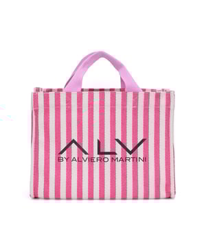Damen-Shopper-Tasche mit Reißverschluss. zwei Reißverschluss- und zwei offene Innentaschen. fehlende Außentaschen. verstellbarer und abnehmbarer Schultergurt aus Stoff. Gewebegriff. ein Innenfach.  Außenmaterial: Innenmaterial: 100 % Polyester. Maße: 32x24x14 cm. Modeprodukt