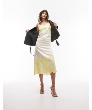 Dresses by Topshop Welcome to the next phase of Topshop Sweetheart neck Adjustable straps Lace trims Regular fitSold By: Asos