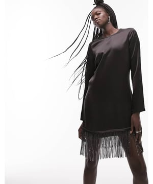 Dresses by Topshop Welcome to the next phase of Topshop Round neck Long sleeves Diamante fringing Zip-back fastening Regular fitSold By: Asos