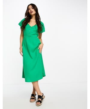 Dresses by Vero Moda Daytime chic V-neck Button-through front Flutter sleeves Regular fitSold By: Asos