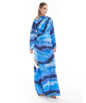 Dresses by ASOS DESIGN Dress the part High neck Long sleeves Drape detail Zip-back fastening Regular fitSold By: Asos