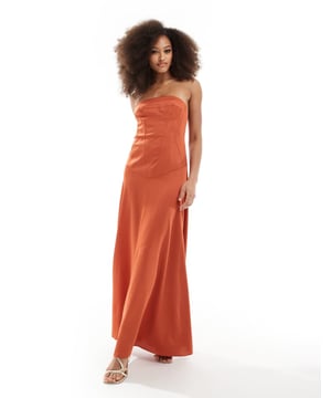 Dresses by ASOS DESIGN Am I... the drama? Bandeau style Corset detailing Zip-back fastening Regular fitSold By: Asos
