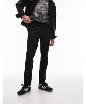 Trousers & Chinos by Topman Welcome to the next phase of Topman Regular rise Concealed fly Functional pockets Slim fitSold By: Asos