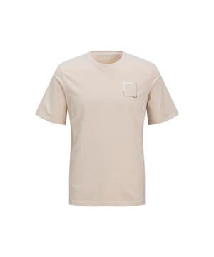 Breathable and soft cotton makes Jack & Jones T-Shirts for Men all-day comfort from casual wear. This multipurpose t-shirt with a normal fit and a sophisticated-lazy style would be used for daily use. Its understated front logo gives it a contemporary fashionable style without being too overdone. Very easy to wear alone or layered with the classic crew neck and short sleeves. Jack and Jones' cotton tee is surely an essential for easygoing comfort and style, whether you wear it most at home on a lazy day or just step out to meet friends casually.