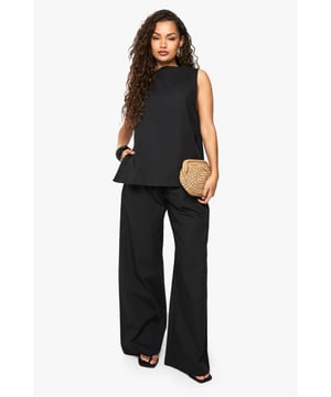 Trousers are a more sophisticated alternative to skinniesTrousers take on a realxed silhouette for the new season, with sports tailoring setting the trends and the wide leg one to watch. Pick printed palazzo pants for a dramatic day time look and tone down with a basic tee, or go for androgynous appeal in tapered man pants and wear with worn-in trainers for a trend-led twist.