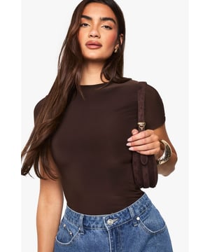 Steal the style top spot in a statement separate from the tops collectionCamis or crops, bandeaus or bralets, we've got all the trend-setting tops so you can stay statement in separates this season. Hit refresh on your jersey basics with pastel hues and pick a quirky kimono to give your ensemble that Eastern-inspired edge. Off the shoulder styles are oh-so-sweet, with slogans making your tee a talking point.