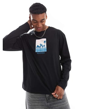 T-Shirts & Vests by Denim Project The ultimate all-rounder Crew neck Long sleeves Graphic print to chest Regular fitSold By: Asos