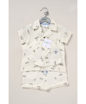 This outfit set from Lily and Jack includes a muslin shirt, shorts, and a bucket hat, all featuring a fun all-over print. Light, breathable, and stylish, this set is perfect for keeping your little one cool and cute on sunny days, with a coordinated look for effortless dressing.