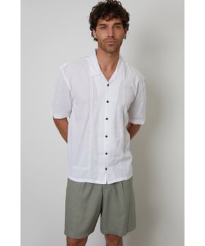 Elevate your holiday wardrobe with this cotton and linen blend short-sleeve shirt from Threadbare. Designed for the modern trendsetter, this relaxed-fit shirt has a revere collar and is made from a lightweight cotton linen blend fabric perfect for the warmer weather. With crochet lace detailing on the trims for an elevated look. Wear with chino shorts and sandals for a relaxed holiday look, or smarten it up with a pair of linen blend trousers.