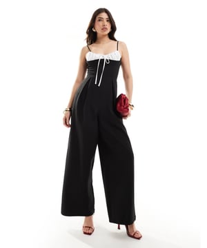 Jumpsuits & Playsuits by ASOS DESIGN Minimal effort, maximum payoff Sweetheart neck Bust detail Adjustable straps Zip-back fastening Wide leg Regular fitSold By: Asos