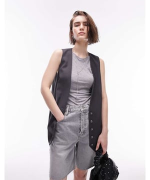 Suits & Separates by Topshop Welcome to the next phase of Topshop Contrast trims Button placket Jet pockets Stepped hem Regular fitSold By: Asos
