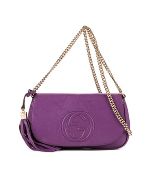 Gucci Tassen Soho Chain Crossbody  Schoudertas in de Paars Kalfsleer in de Goud  hardware. Het product is in In Perfecte Staat (AA).
  Afmetingen: 26x16x5 cm 
  Inclusief accessoires: Tassel Charm
      
  BrandCo Paris vindt zeldzame artikelen in de beste staat voor ongelooflijke prijzen. Het is de moeite waard om geduldig te zijn! Koop met vertrouwen: alle artikelen van BrandCo Paris worden zorgvuldig geselecteerd en geverifieerd door ons team van experts.

  Alle artikelen worden geleverd met een certificaat van echtheid en verpakt door BrandCo Paris.

  Classificatietabel voor de conditie van het artikel:

  N (als nieuw)
  AA (perfecte staat)
  A (uitstekende staat)
  AB (zeer goede staat)
  B (goede/redelijke staat)