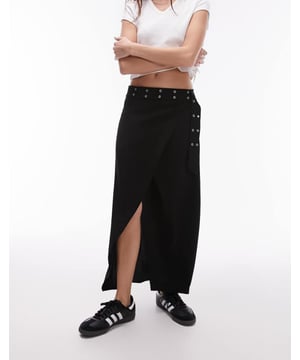 Skirts by Topshop Welcome to the next phase of Topshop Mid rise Zip-side fastening Eyelet details Front split Regular fitSold By: Asos