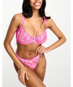 Lingerie & Nightwear by ASOS DESIGN Anything but basic Underwire support Adjustable straps Hook-and-eye fastening Nipple covers not included Designed to fit cup sizes DD-GSold By: Asos
