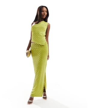 Skirts by Kaiia Part of a co-ord set Top sold separately High rise Elasticated waist Side split Regular fitSold By: Asos