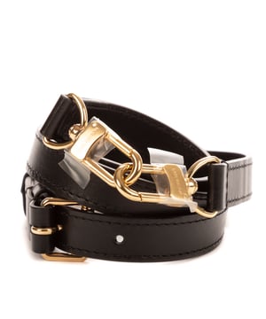Louis Vuitton Accessoires Leather Strap  Bandje in de Zwart Kalfsleer in de Gouden Messing  hardware. Het product is in Als Nieuw (N).
  Afmetingen: 100x2x0 cm 
  Inclusief accessoires: NONE
      
  BrandCo Paris vindt zeldzame artikelen in de beste staat voor ongelooflijke prijzen. Het is de moeite waard om geduldig te zijn! Koop met vertrouwen: alle artikelen van BrandCo Paris worden zorgvuldig geselecteerd en geverifieerd door ons team van experts.

  Alle artikelen worden geleverd met een certificaat van echtheid en verpakt door BrandCo Paris.

  Classificatietabel voor de conditie van het artikel:

  N (als nieuw)
  AA (perfecte staat)
  A (uitstekende staat)
  AB (zeer goede staat)
  B (goede/redelijke staat)